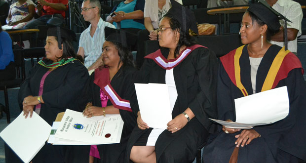 Cinq nouvelles diplômées de la MANCOSA